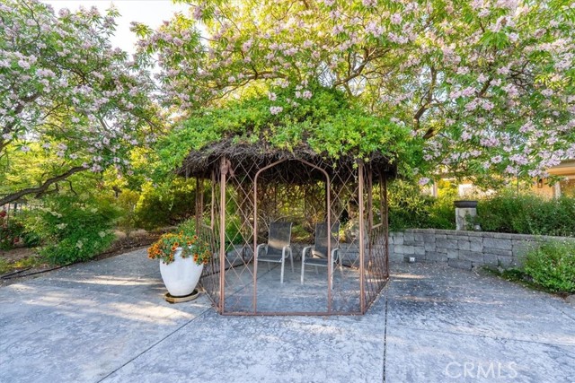 2035 Calle Pattito, Templeton CA: https://media.crmls.org/medias/7e2979ec-9846-4cb3-ab98-525db2ca4672.jpg