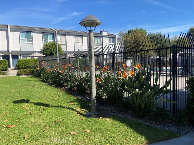 Detail Gallery Image 24 of 27 For 2100 W Palmyra Ave #7,  Orange,  CA 92868 - 2 Beds | 1/1 Baths