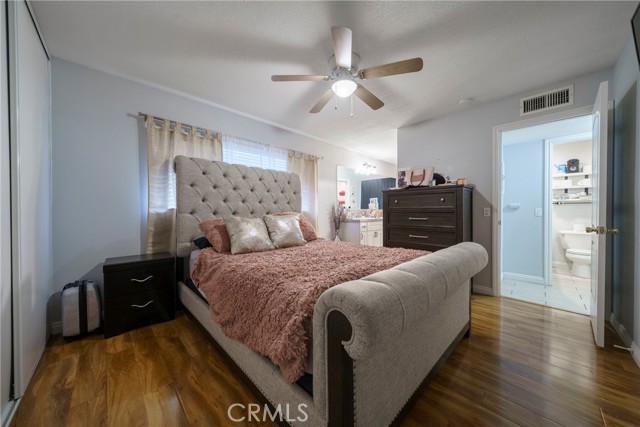 Detail Gallery Image 20 of 48 For 14215 Canterbury Dr, Victorville,  CA 92395 - 3 Beds | 2 Baths