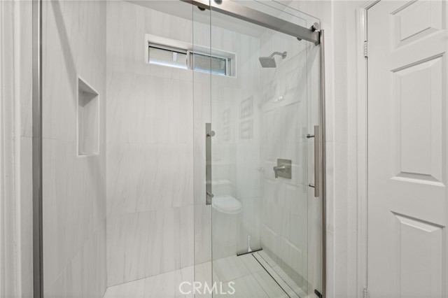 73 Northern Pine, Aliso Viejo CA: https://media.crmls.org/medias/7e29f543-b6a4-4fa1-8481-b600c269d53f.jpg