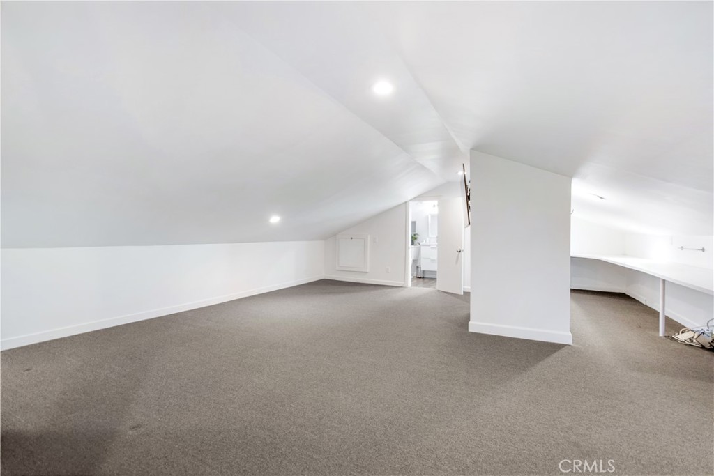 MLS #OC25138395 img 20