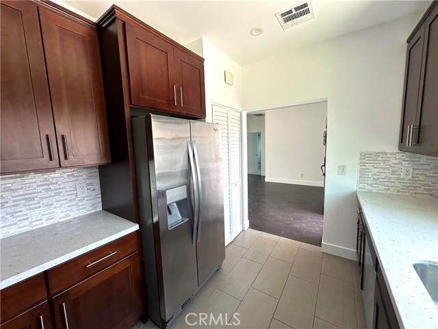 Detail Gallery Image 6 of 17 For 14727 Albers St, Sherman Oaks,  CA 91411 - 3 Beds | 2 Baths
