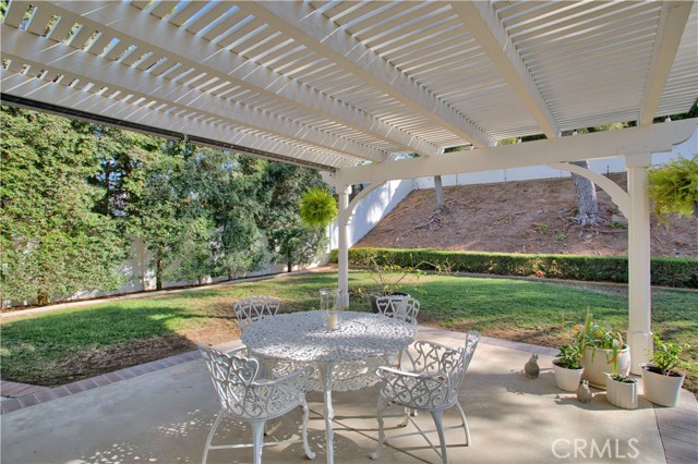 Detail Gallery Image 27 of 39 For 13027 Edgebrook Dr, Corona,  CA 92883 - 4 Beds | 2/1 Baths