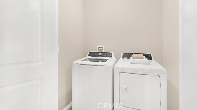 Detail Gallery Image 13 of 22 For 19279 Beech Grove St, Riverside,  CA 92507 - 3 Beds | 2/1 Baths