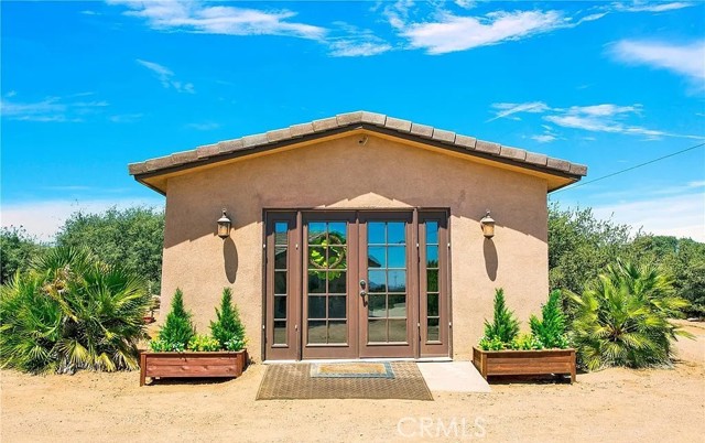 8686 Capelin Road, Phelan CA: https://media.crmls.org/medias/7e2c638f-fcd0-4451-96ff-a52255a2491b.jpg