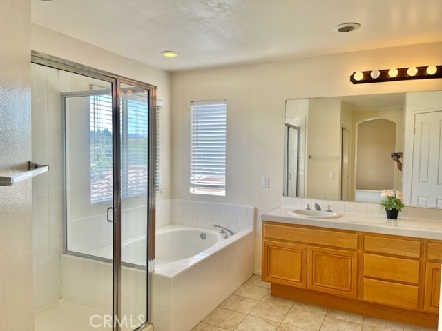 Detail Gallery Image 11 of 22 For 30935 Brassie Ln, Temecula,  CA 92591 - 3 Beds | 2/1 Baths