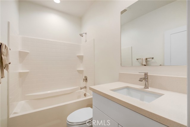 Detail Gallery Image 19 of 22 For 441 Village Way, Brea,  CA 92821 - 3 Beds | 3/1 Baths