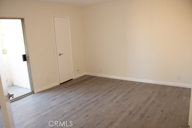 Detail Gallery Image 3 of 16 For 18411 Hatteras St #235,  Tarzana,  CA 91356 - 2 Beds | 2 Baths