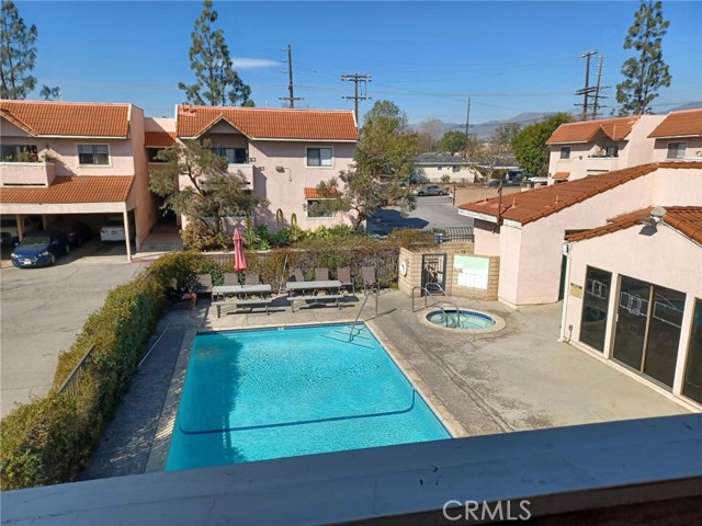 Image 3 of 28 For 10943 Laurel Canyon Boulevard 35