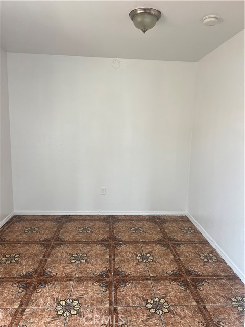 231 E 88th Place, Los Angeles CA: https://media.crmls.org/medias/7e2e6642-8f33-40c0-b4d5-1a578be48acb.jpg