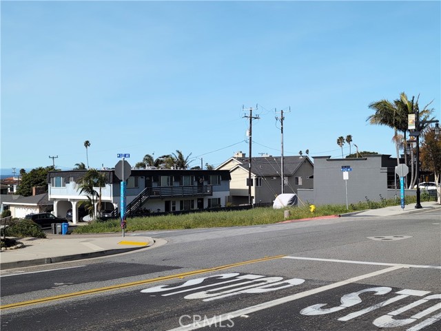 Image 4 of 5 For 100 Cliff Avenue