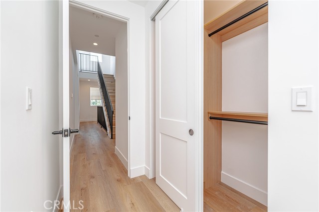 Detail Gallery Image 37 of 61 For 616 N Rampart Bld, Silver Lake Los Angeles,  CA 90026 - 4 Beds | 3/1 Baths