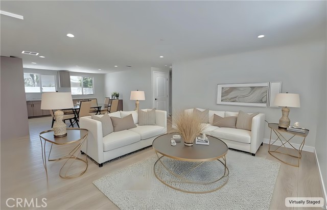Detail Gallery Image 5 of 26 For 7728 Laurel Canyon Blvd, North Hollywood,  CA 91605 - 3 Beds | 2 Baths