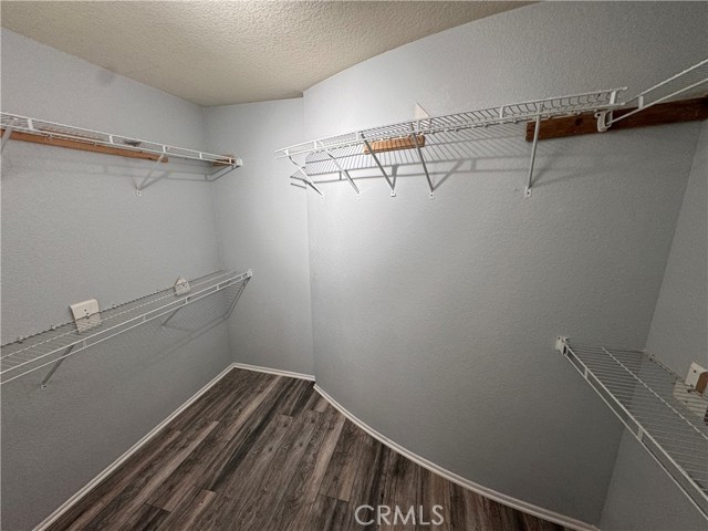 Detail Gallery Image 17 of 30 For 13208 Berkeley Ln, Victorville,  CA 92392 - 4 Beds | 2/1 Baths