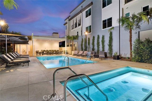 Detail Gallery Image 19 of 33 For 7251 Aura Cir, Huntington Beach,  CA 92647 - 4 Beds | 3/1 Baths