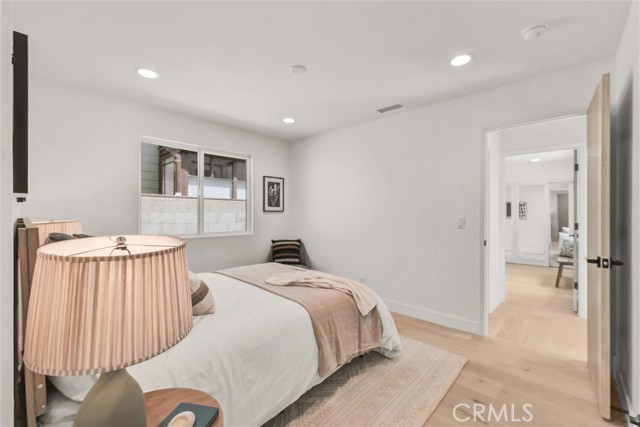 Detail Gallery Image 22 of 37 For 808 S Los Robles Ave, Pasadena,  CA 91106 - 3 Beds | 3 Baths