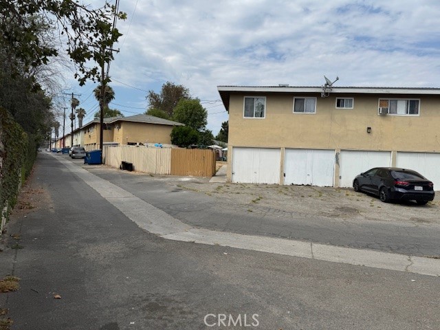 Detail Gallery Image 12 of 14 For 231 S Laxore St, Anaheim,  CA 92804 - – Beds | – Baths
