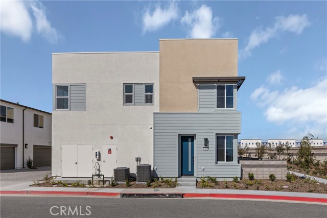 Front Image Thumbnail for CROC26059394