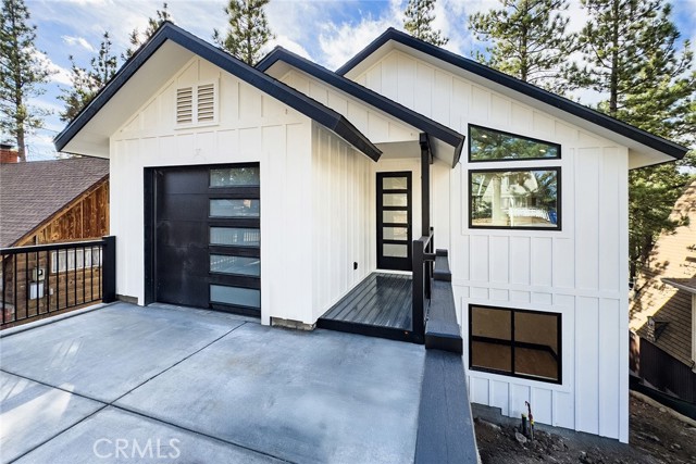 Detail Gallery Image 9 of 75 For 129 Winding Ln, Big Bear City,  CA 92314 - 4 Beds | 3 Baths