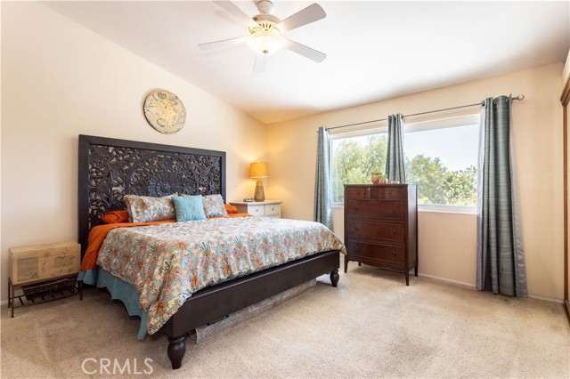 28138 Florence Lane, Canyon Country CA: https://media.crmls.org/medias/7e32b4c3-6e2e-43ba-bba9-a99811cf9816.jpg