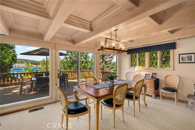 316 John Muir, Lake Arrowhead CA: https://media.crmls.org/medias/7e3480b1-86f2-4428-b3ab-9ef640afc753.jpg