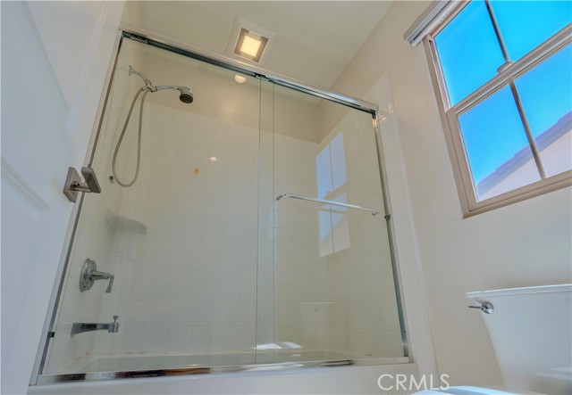 55 Decker, Irvine CA: https://media.crmls.org/medias/7e34b8bf-38af-4ba6-aef3-c49740406ee4.jpg