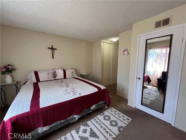 Detail Gallery Image 32 of 46 For 6551 Wystone Ave #2,  Reseda,  CA 91335 - 3 Beds | 2 Baths