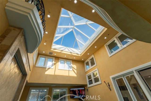 Detail Gallery Image 47 of 75 For 409 Morning Star, Newport Beach,  CA 92660 - 5 Beds | 5/1 Baths