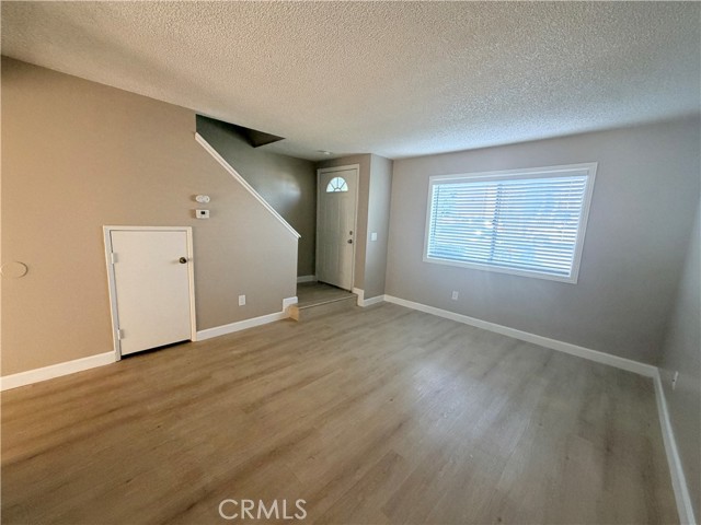 Detail Gallery Image 5 of 17 For 1677 W Wilson St, Rialto,  CA 92376 - 2 Beds | 1/1 Baths