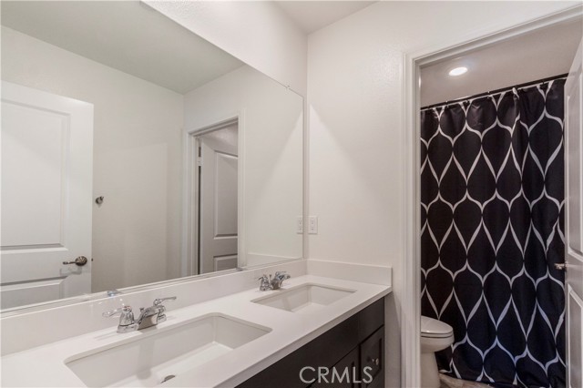 Detail Gallery Image 22 of 28 For 15169 Ridge Ln #6,  Fontana,  CA 92336 - 4 Beds | 3/1 Baths