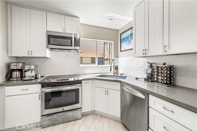 5630 Ravenspur Drive, Rancho Palos Verdes, California 90275, 1 Bedroom Bedrooms, ,2 BathroomsBathrooms,Residential,Sold,Ravenspur,OC22186647