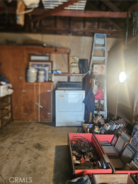 Detail Gallery Image 11 of 13 For 123 Douglas St, Bakersfield,  CA 93308 - 3 Beds | 1 Baths