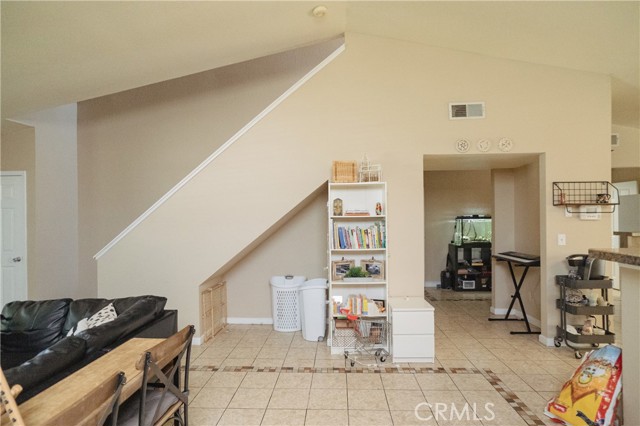 Detail Gallery Image 7 of 35 For 310 Buena Vista Ct, Merced,  CA 95348 - 4 Beds | 2/1 Baths