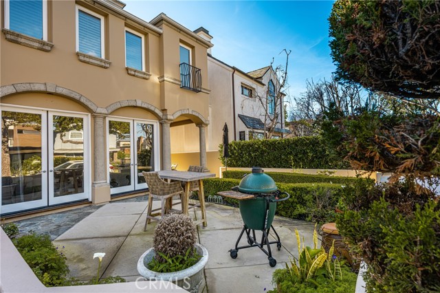 Detail Gallery Image 3 of 18 For 602 Larkspur Ave a,  Corona Del Mar,  CA 92625 - 3 Beds | 2/1 Baths