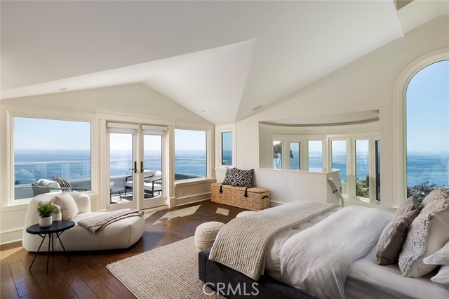Detail Gallery Image 25 of 48 For 2163 Crestview Dr, Laguna Beach,  CA 92651 - 3 Beds | 2/1 Baths