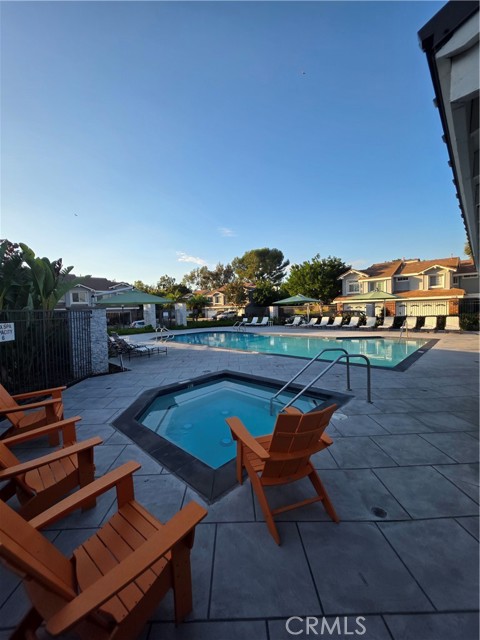 Detail Gallery Image 30 of 34 For 2211 Carob, Tustin,  CA 92782 - 3 Beds | 2/1 Baths