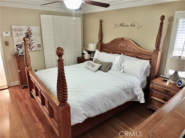 833 Terraine Avenue, Long Beach CA: https://media.crmls.org/medias/7e38fc98-16f7-4ce7-9d59-2c330274f93b.jpg