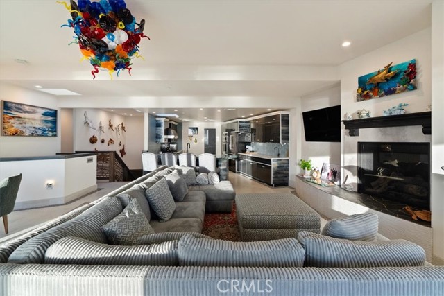 Detail Gallery Image 11 of 59 For 2090 Sherwood, Cambria,  CA 93428 - 4 Beds | 4/1 Baths