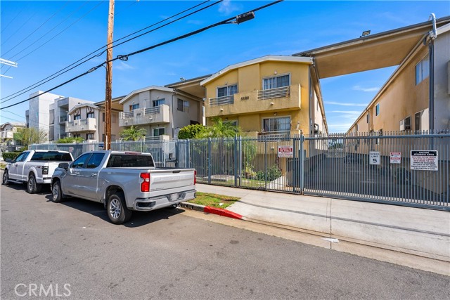 Detail Gallery Image 42 of 58 For 8800 Burnet Ave #15,  North Hills,  CA 91343 - 5 Beds | 3 Baths