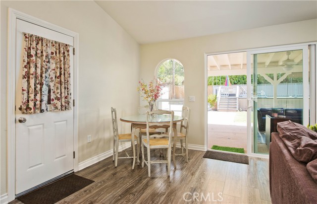 9602 Gierson, Chatsworth CA: https://media.crmls.org/medias/7e3b0248-369f-4281-b495-fb12689d89ee.jpg
