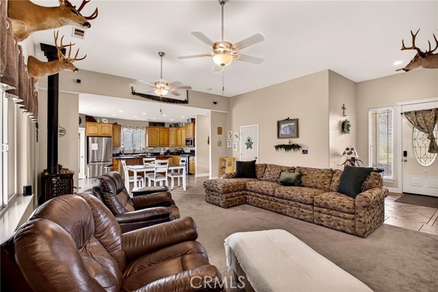 Detail Gallery Image 7 of 41 For 1899 1st, Corning,  CA 96021 - 4 Beds | 2 Baths