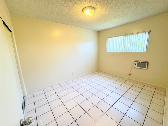 1026 W Granada Court, Ontario CA: https://media.crmls.org/medias/7e3c1be1-ab3a-4e7e-b9bf-f70180329d86.jpg