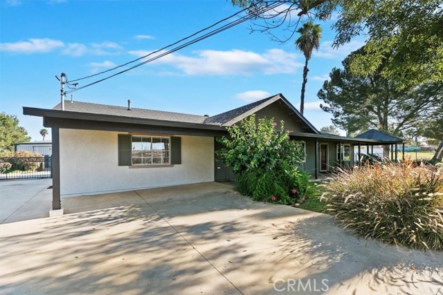 Detail Gallery Image 13 of 66 For 18590 Roberts, Riverside,  CA 92508 - 4 Beds | 2 Baths