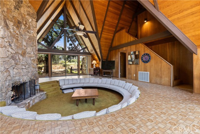 Detail Gallery Image 9 of 61 For 8475 Palace Dr, Kelseyville,  CA 95451 - 3 Beds | 3 Baths