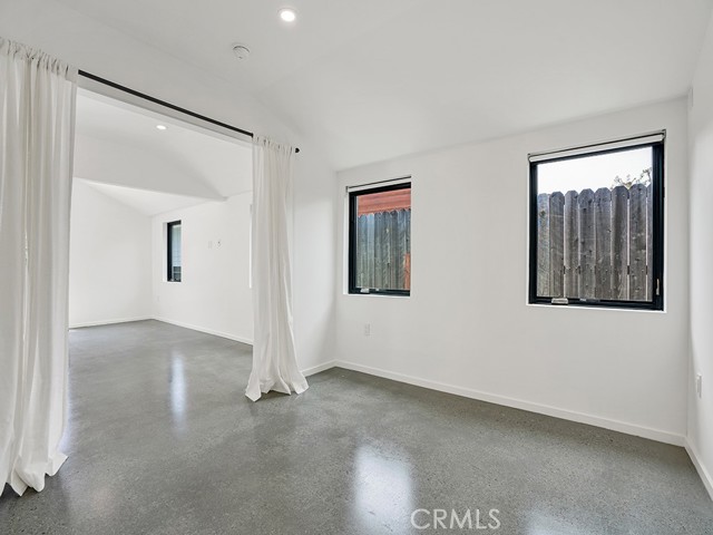 31641 3rd Avenue, Laguna Beach CA: https://media.crmls.org/medias/7e3ce87e-17c0-4b90-9dd1-23c2dc383aae.jpg