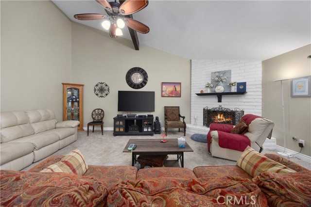 Detail Gallery Image 11 of 40 For 705 Bermuda St, Bakersfield,  CA 93309 - 2 Beds | 2 Baths