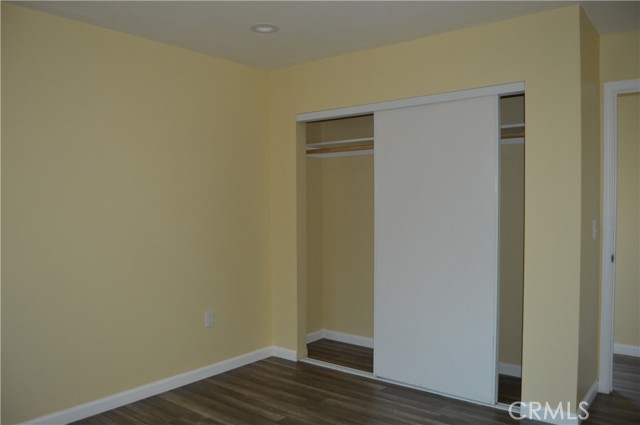 24758 Chestnut St, Newhall CA: https://media.crmls.org/medias/7e3d84c7-5c70-443d-9d47-97fddac77d52.jpg