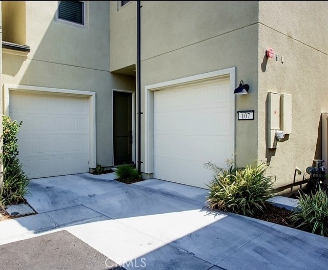 Detail Gallery Image 43 of 68 For 4247 Horvath St #107,  Corona,  CA 92883 - 3 Beds | 3/1 Baths