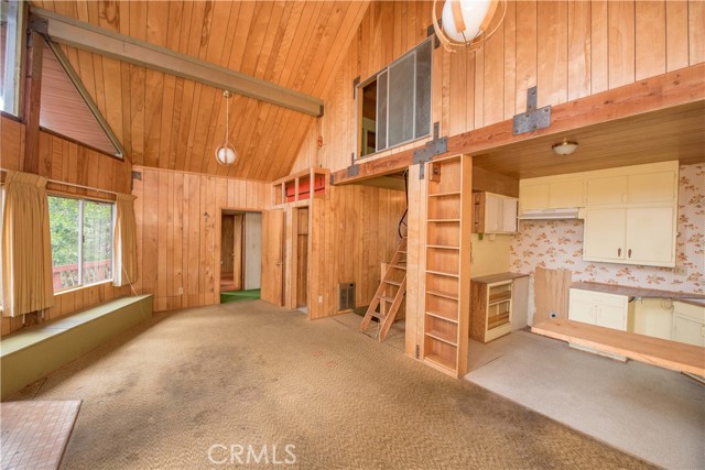 24 Fredalba, Running Springs, CA 92382