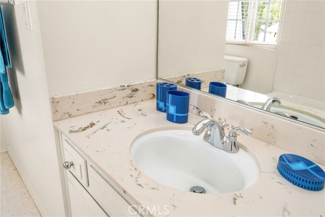 Detail Gallery Image 56 of 75 For 6040 Pat Ave, Woodland Hills,  CA 91367 - 5 Beds | 4/2 Baths